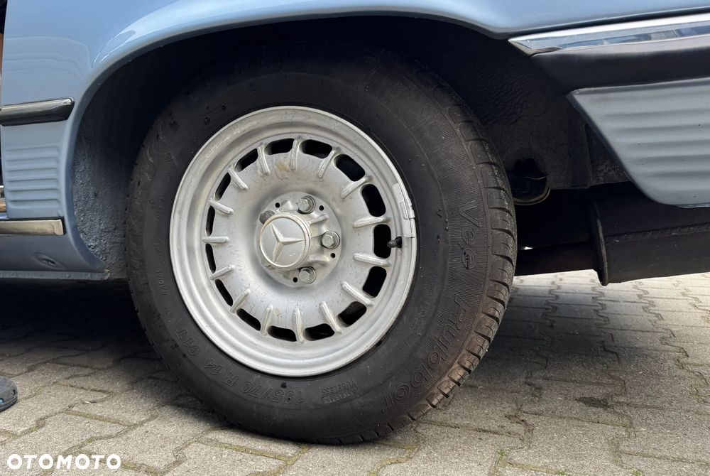 Mercedes-Benz SL - 21