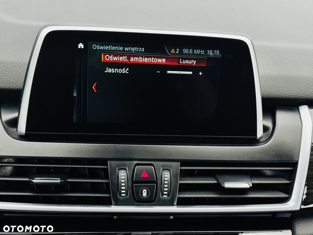 BMW Seria 2 218d Sport-Aut Luxury Line - 36