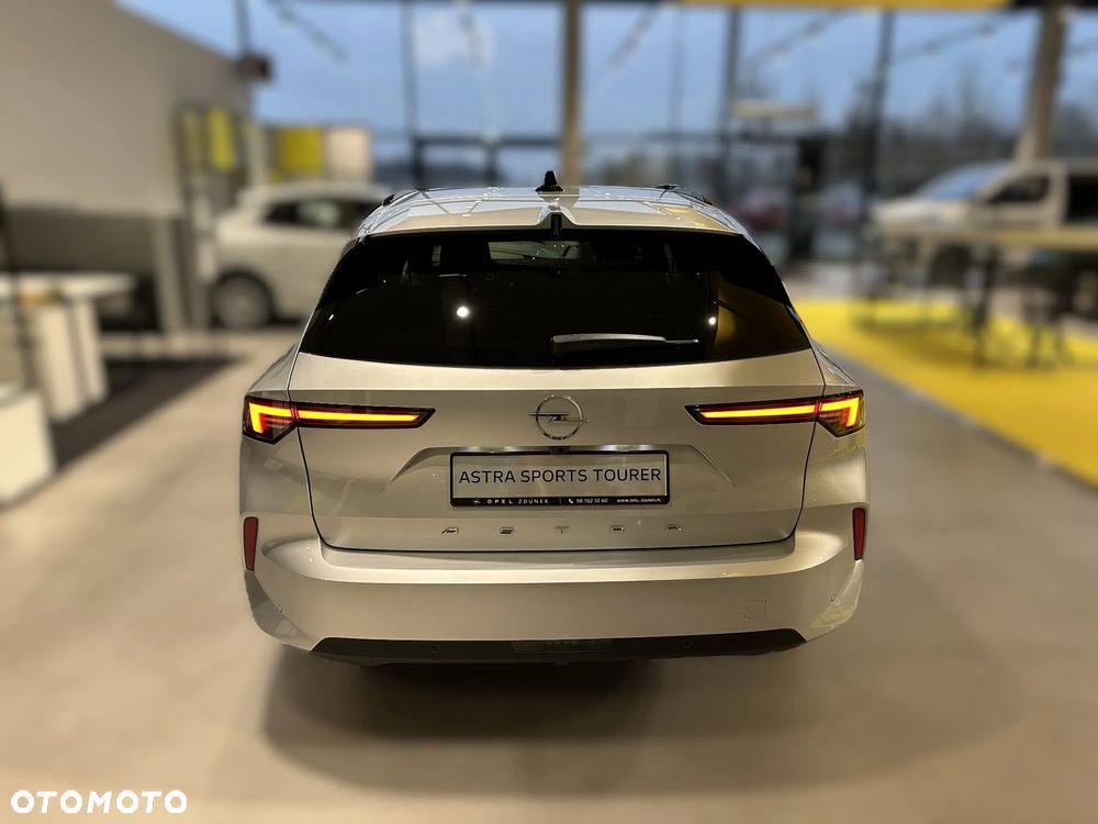 Opel Astra 1.2 T Edition S&S - 11