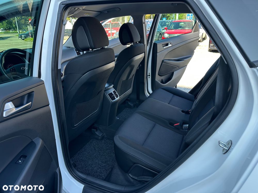 Hyundai Tucson 1.7 CRDI BlueDrive Comfort 2WD - 18