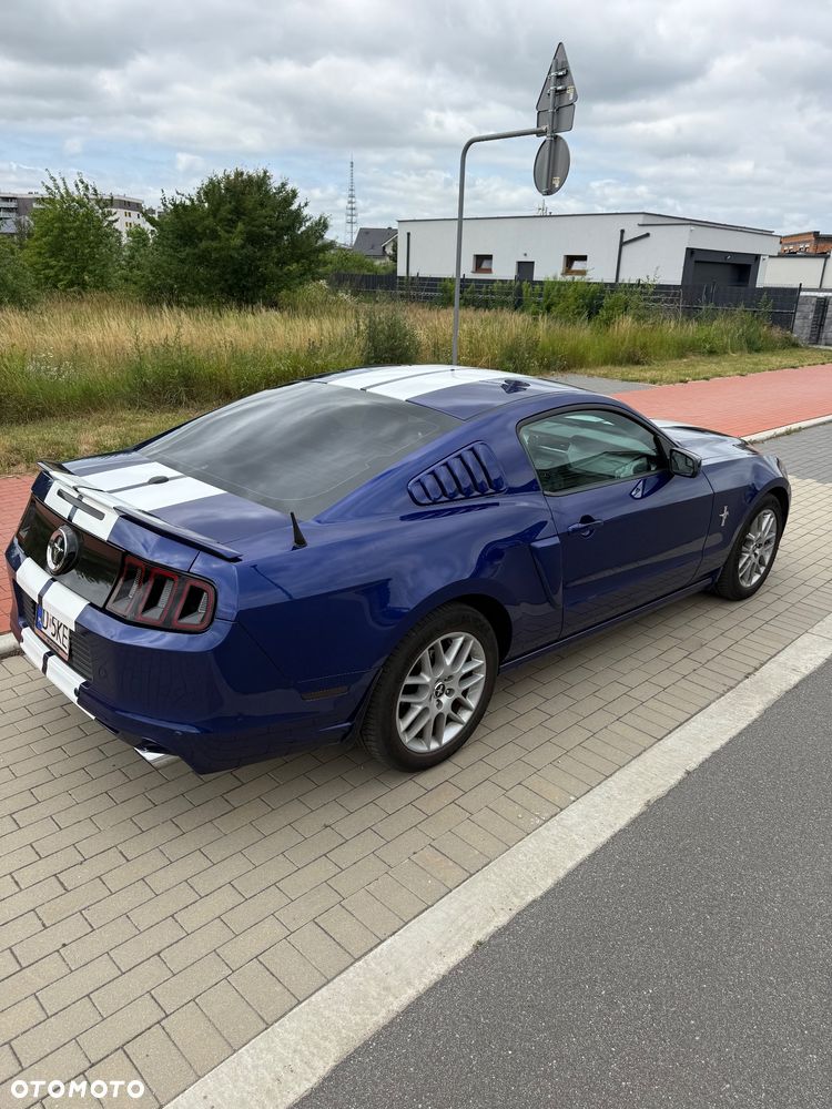Ford Mustang 3.7 V6 Premium - 12