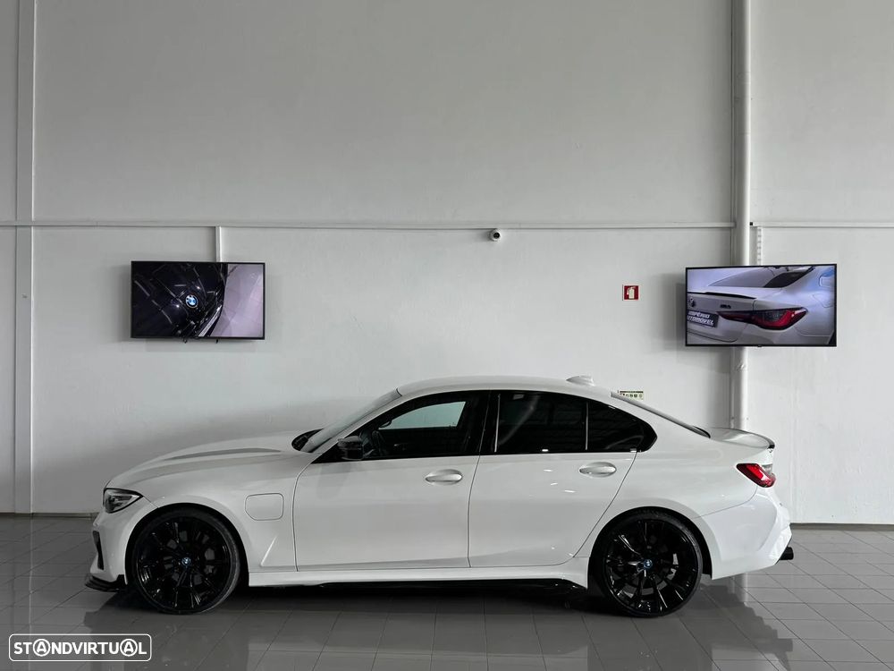 BMW 330 e Pack M Auto - 10