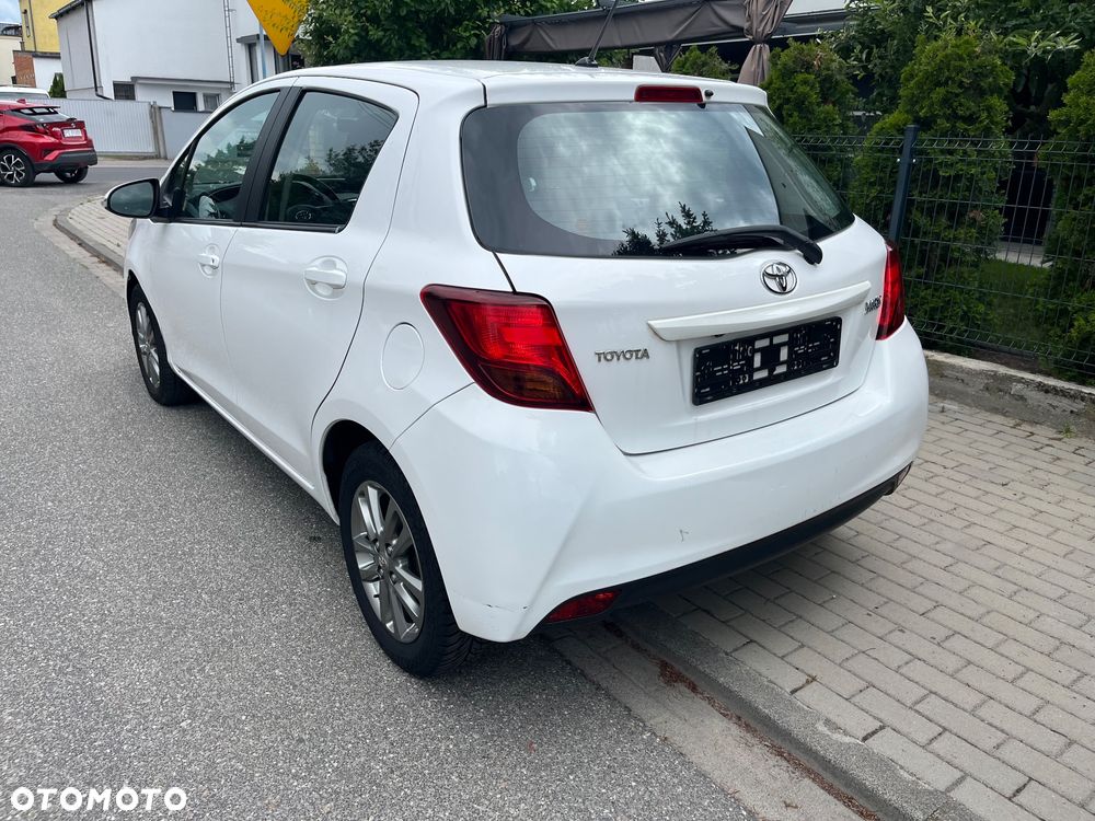 Toyota Yaris 1.33 VVT-i Life - 10