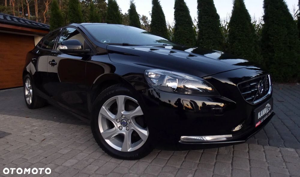 Volvo V40 D3 Drive-E Momentum - 27