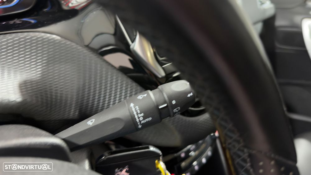 Peugeot 2008 1.2 PureTech Crossway - 33