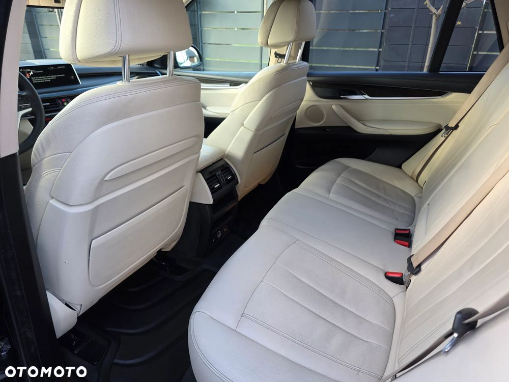 BMW X5 xDrive30d - 24