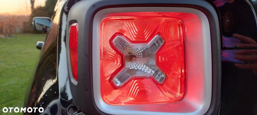 Jeep Renegade 1.4 MultiAir Limited FWD S&S - 22