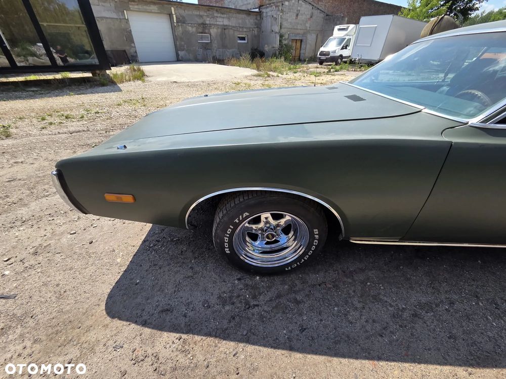 Dodge Charger - 12