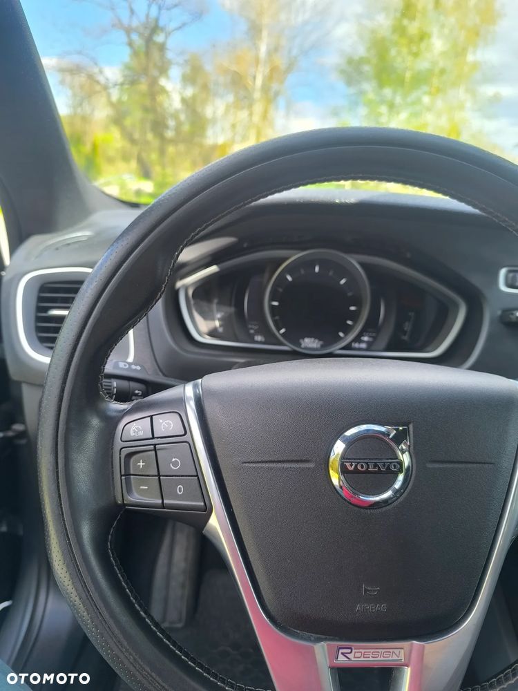 Volvo V40 D2 RDesign - 22