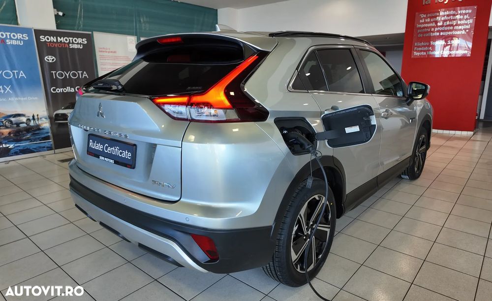 Mitsubishi Eclipse-Cross Plug-In Hybrid 4WD Plus - 10