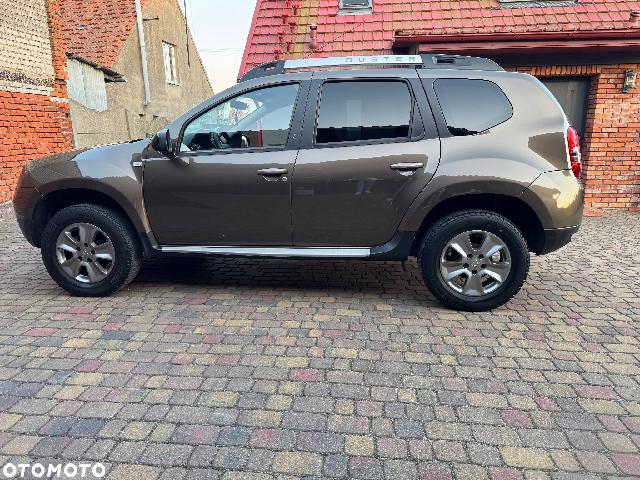Dacia Duster 1.6 SCe Prestige - 3