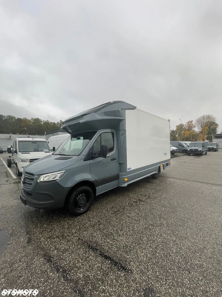 Mercedes-Benz Sprinter 317 - 1