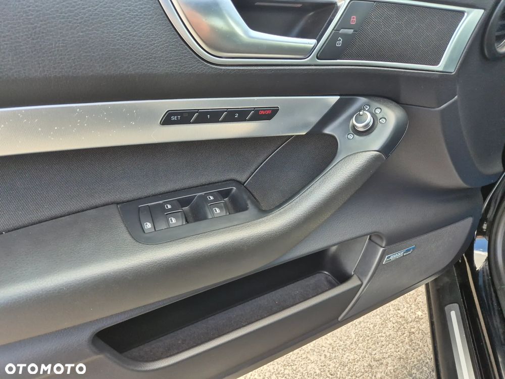 Audi A6 Avant 2.0 TDI DPF - 13