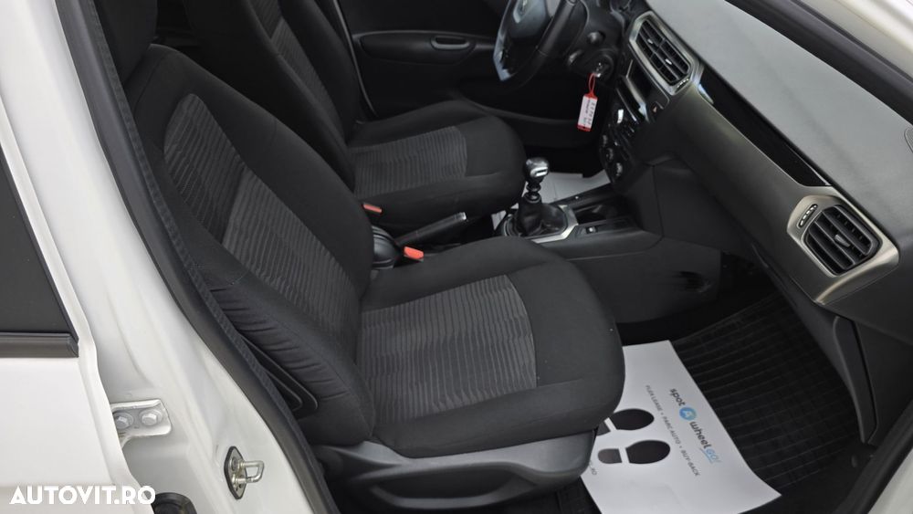 Peugeot 301 1.5 BlueHDI FAP Active - 19