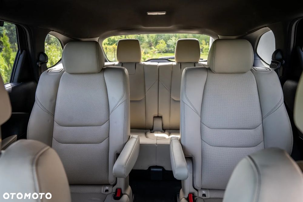 Mazda CX-9 - 11