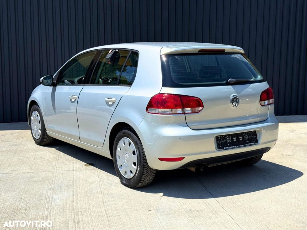 Volkswagen Golf - 4