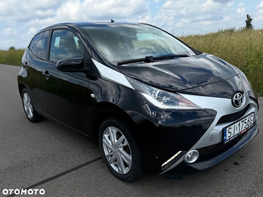 Toyota Aygo x-clusiv - 24