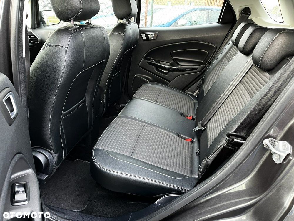 Ford EcoSport - 32