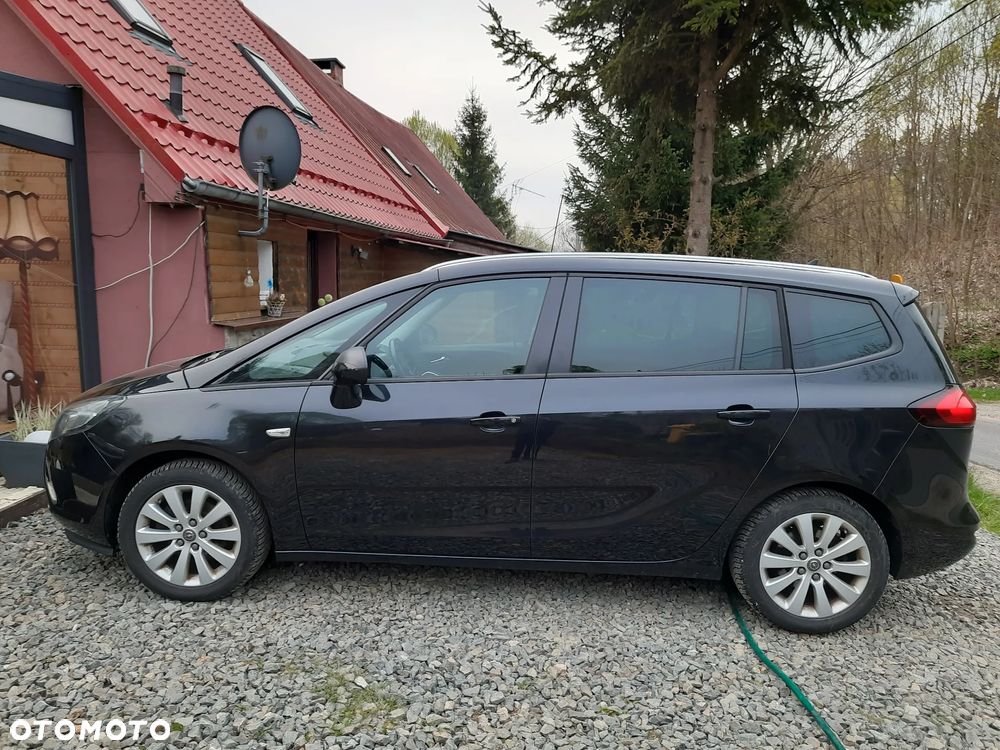 Opel Zafira - 17