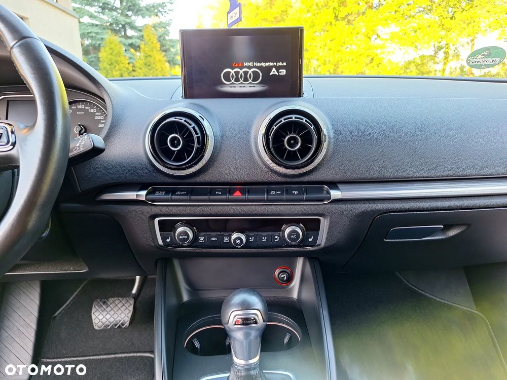 Audi A3 Sportback 1.4 TFSI S tronic Attraction - 9