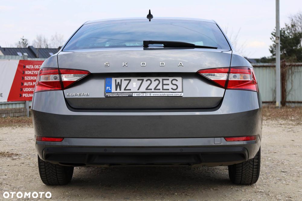 Skoda Superb 2.0 TDI SCR Active DSG - 7