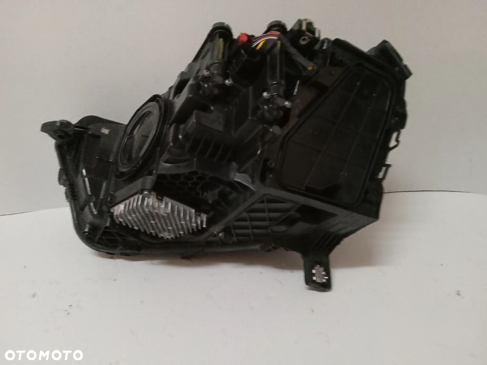 AUDI Q3 II 83A 19- LAMPA LAMPY PRZEDNIE PRZÓD - 5