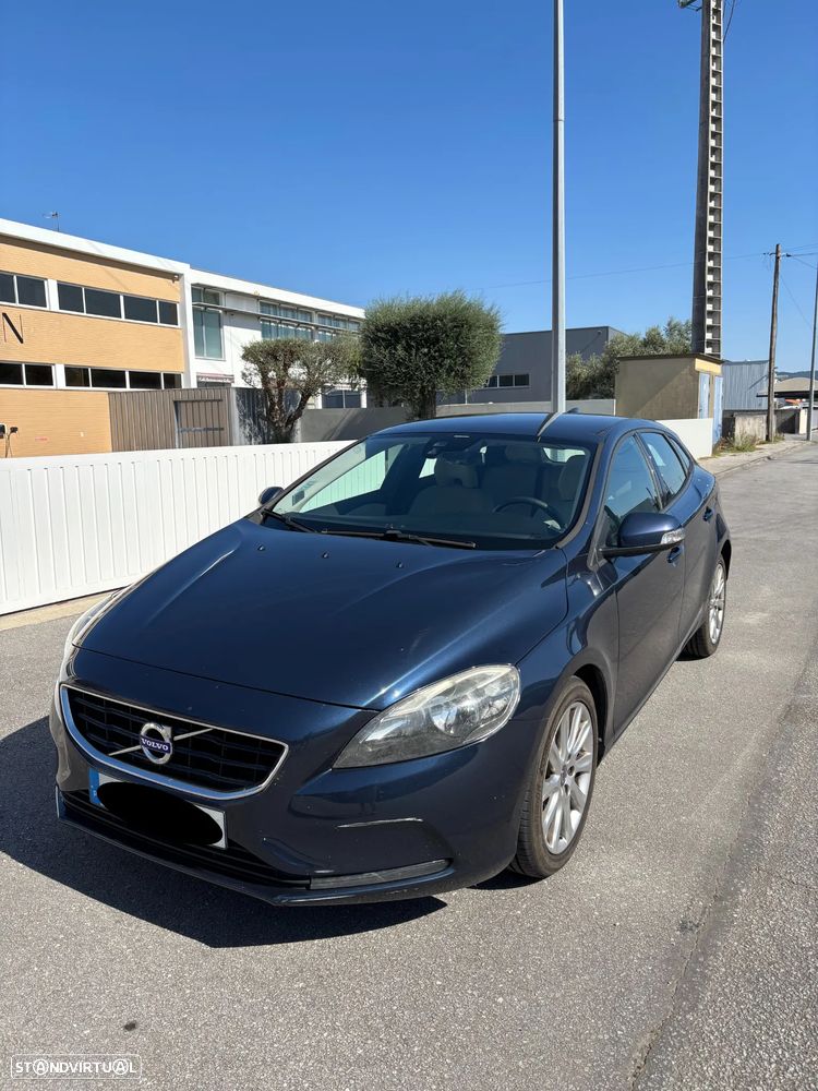 Volvo V40 2013 photo 2