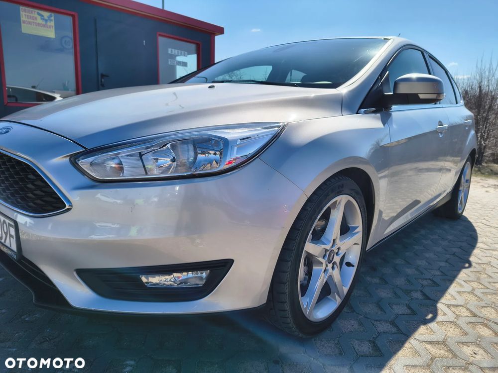 Ford Focus 1.0 EcoBoost Edition - 17