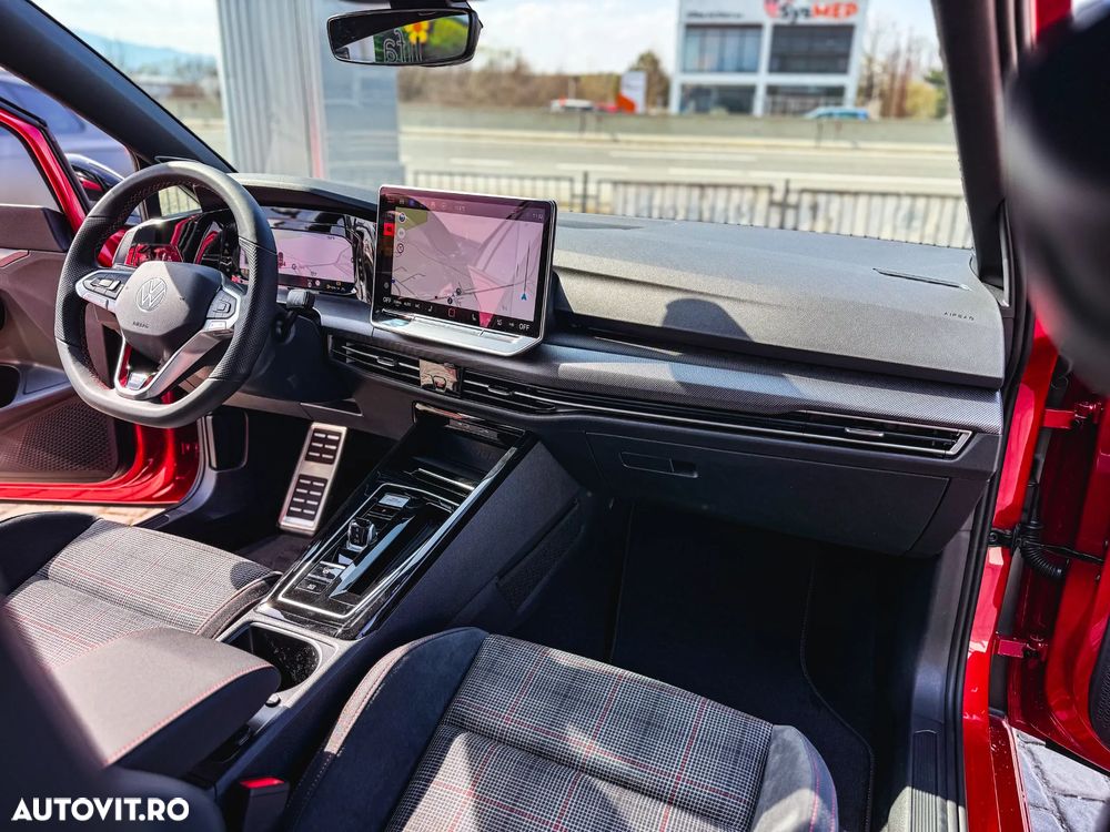 Volkswagen Golf GTI - 10