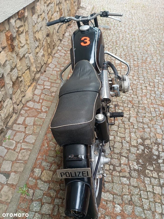 BMW R - 9