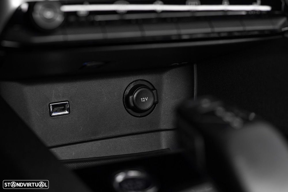 Peugeot 3008 1.5 BlueHDi GT Line EAT8 - 29