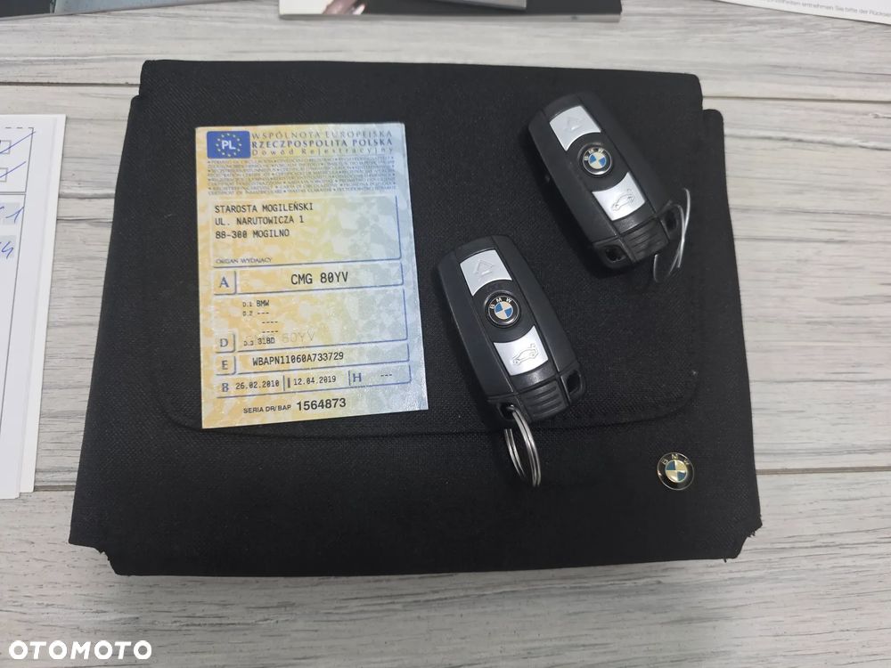 BMW Seria 3 318d - 32