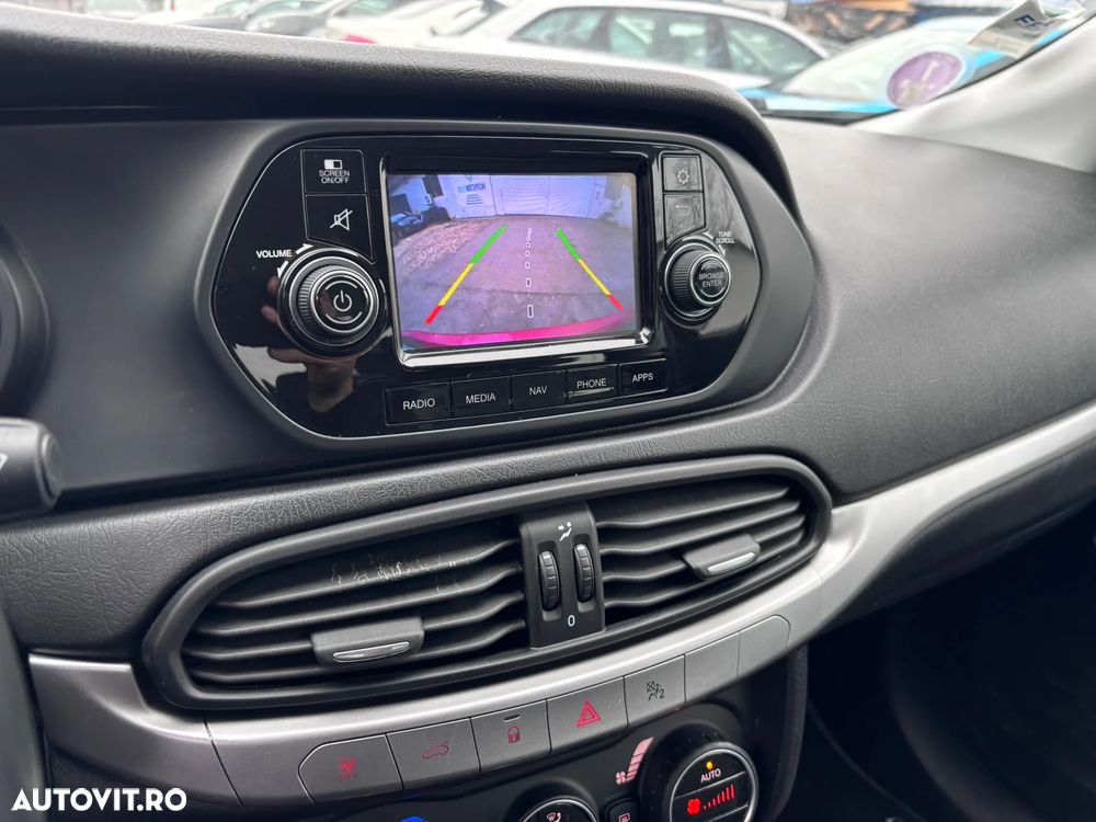 Fiat Tipo 1.4 16V Easy - 29