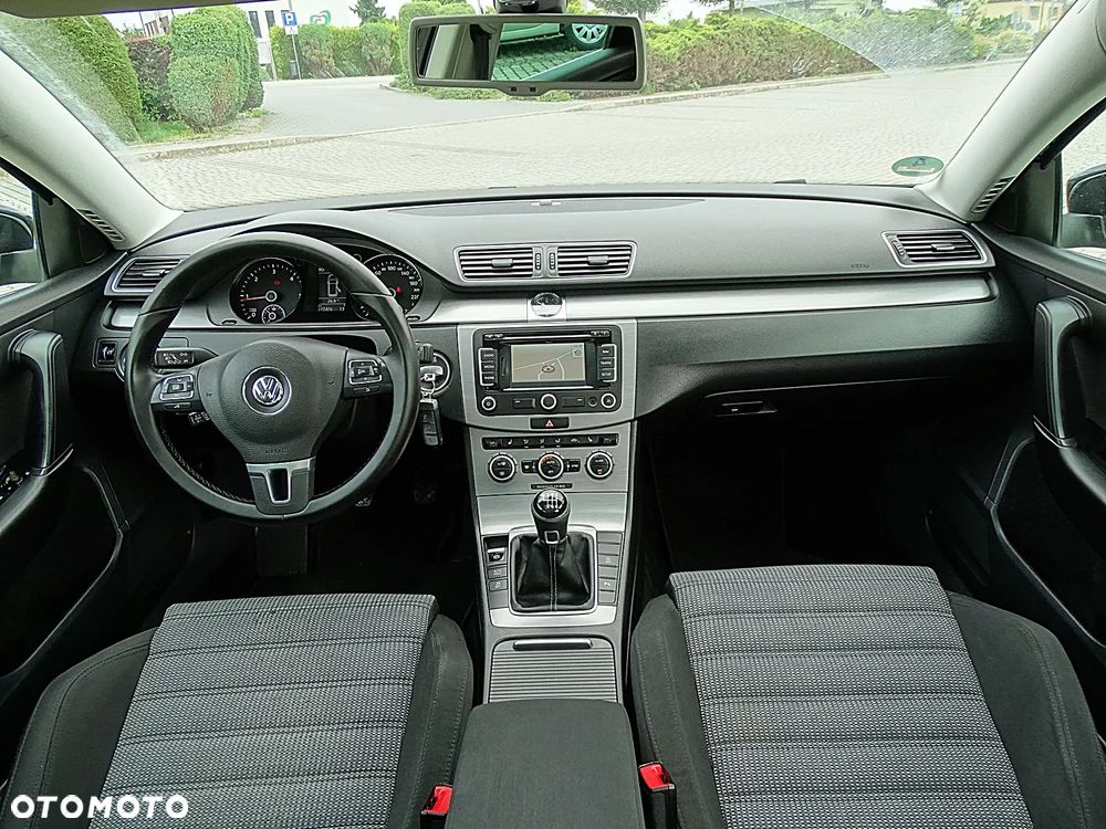 Volkswagen Passat Variant 2.0 TDI DPF Highline - 8
