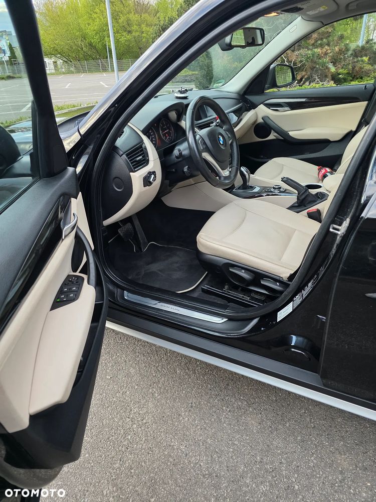 BMW X1 xDrive20d xLine - 6