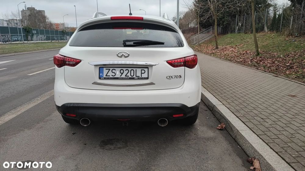 Infiniti QX70 3.7 S Premium EU6 - 9