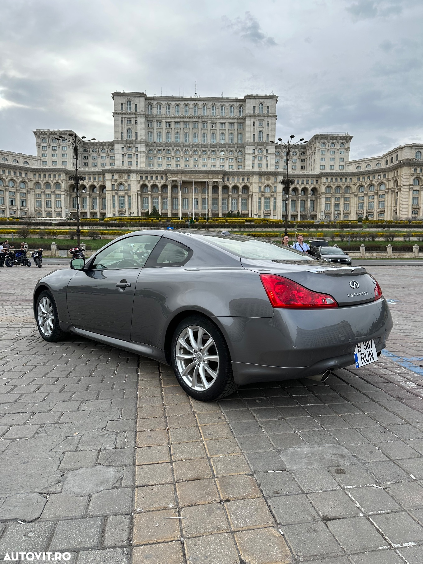 Infiniti G37 3.7L V6 Coupe Aut - 2
