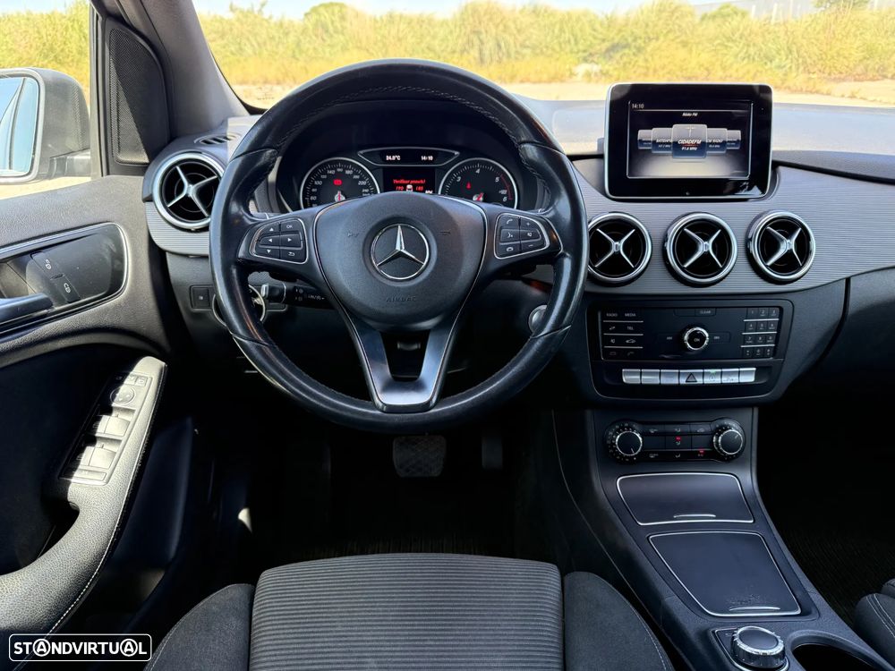 Mercedes-Benz B 200 d Style Aut. - 33