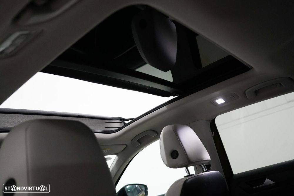 VW T-Roc 2.0 TDI Sport DSG 4Motion - 18