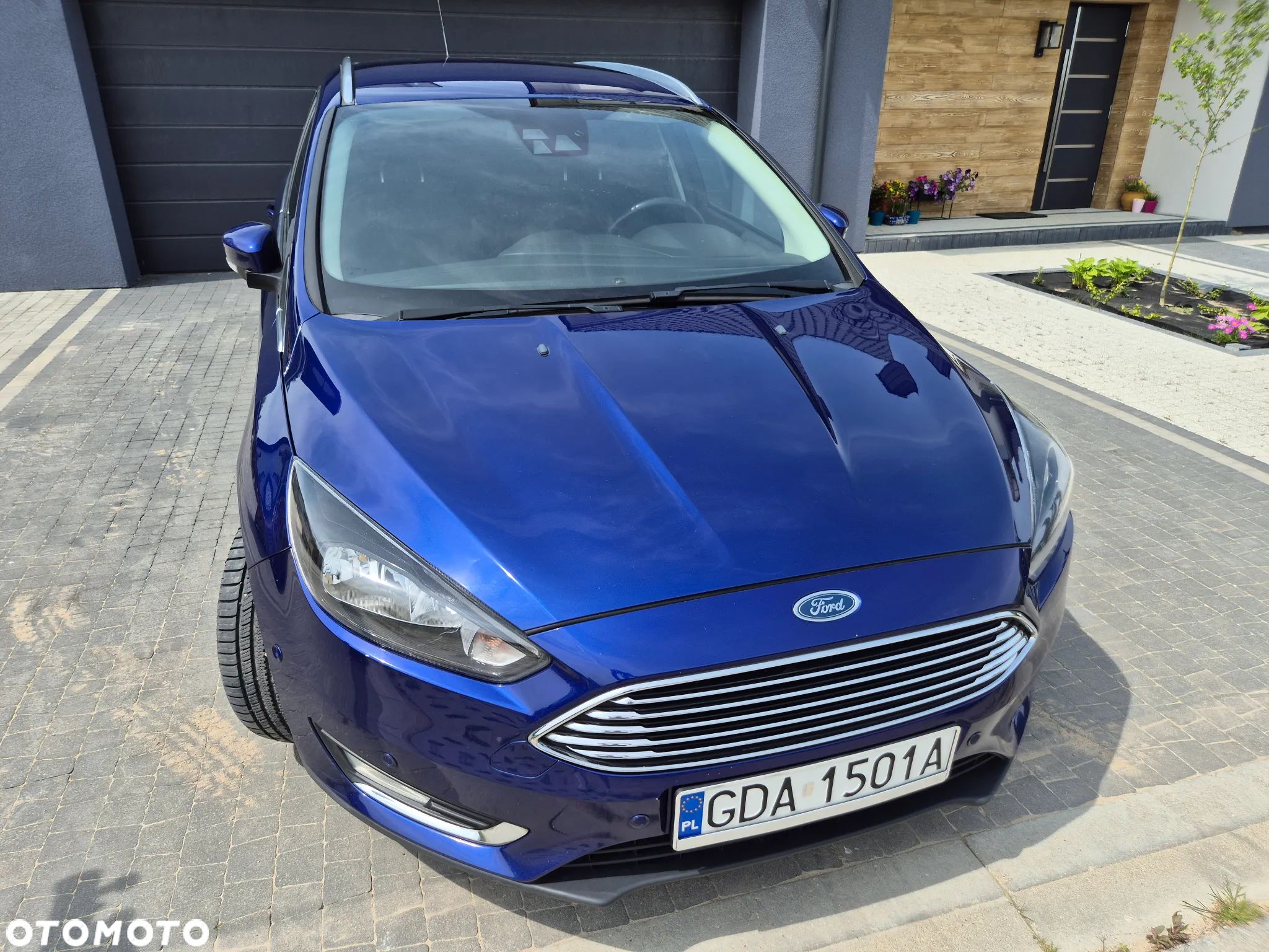 Ford Focus 1.0 EcoBoost Start-Stopp-System TITANIUM - 1