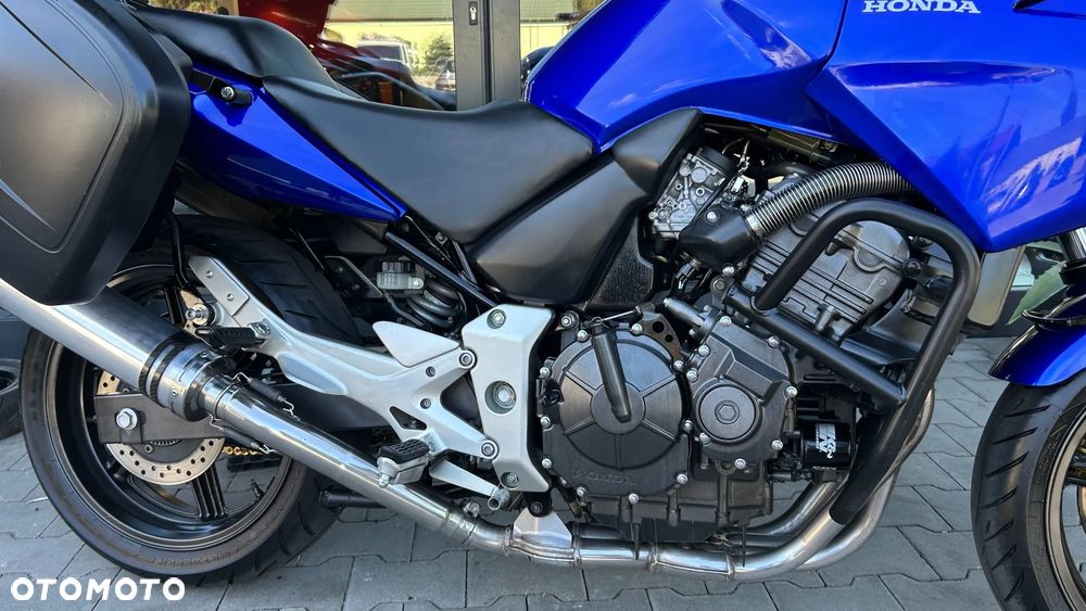 Honda CBF - 7