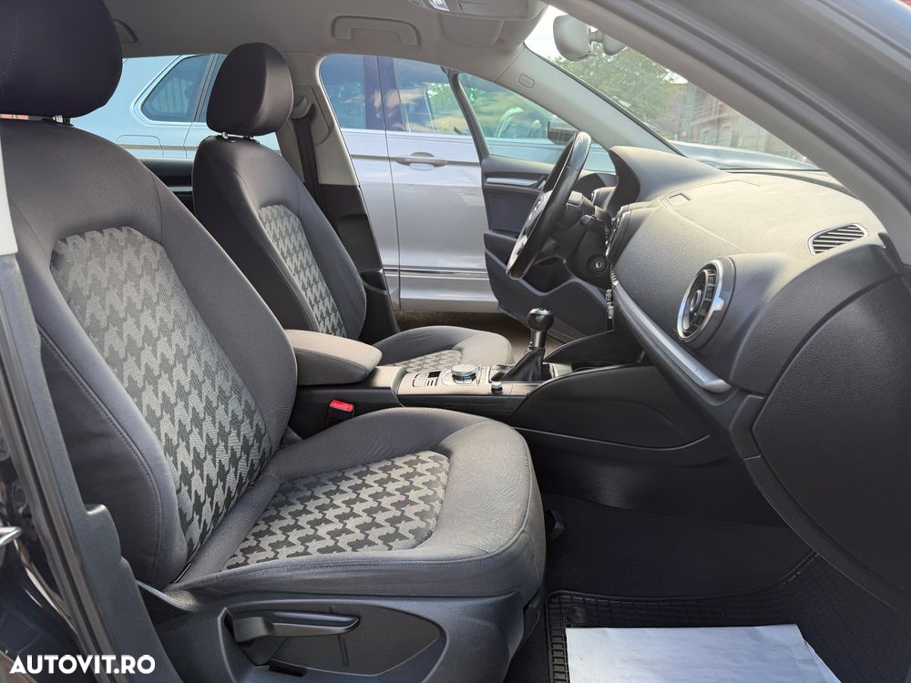 Audi A3 1.6 TDI Attraction - 9