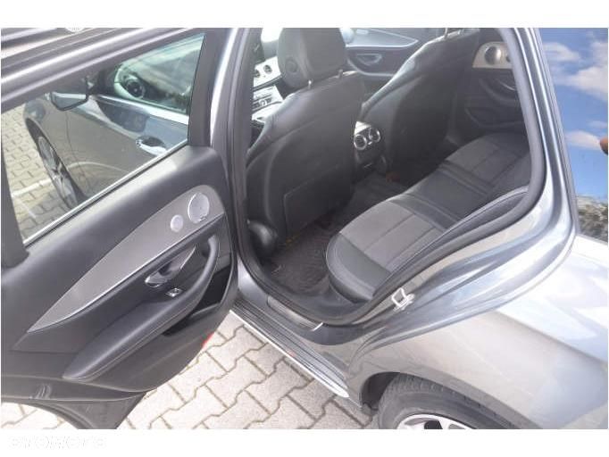 Mercedes-Benz Klasa E - 20