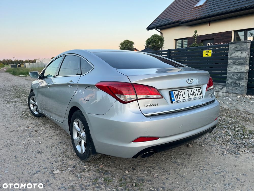 Hyundai i40 1.7 CRDi Comfort + - 13