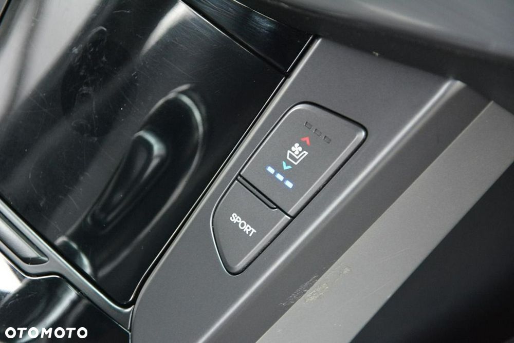 Hyundai i40 2.0 Automatik Premium - 25