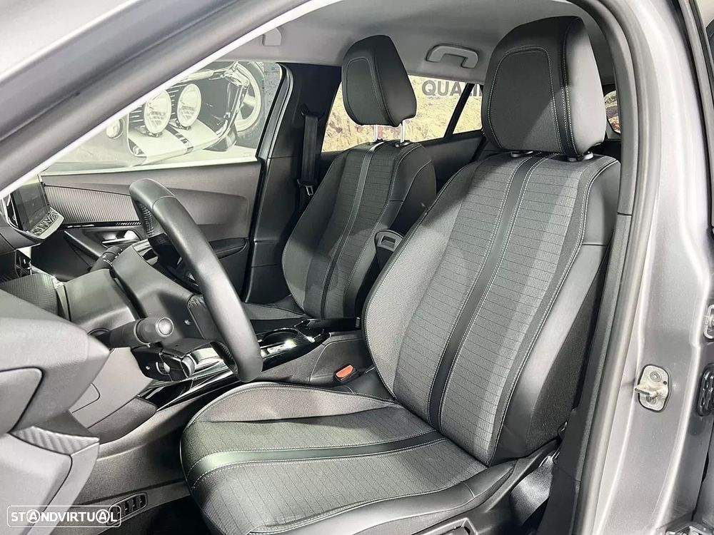 Peugeot e-2008 50 kWh Allure - 7