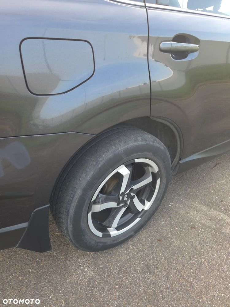 Subaru Forester 2.0i Exclusive Lineartronic - 16
