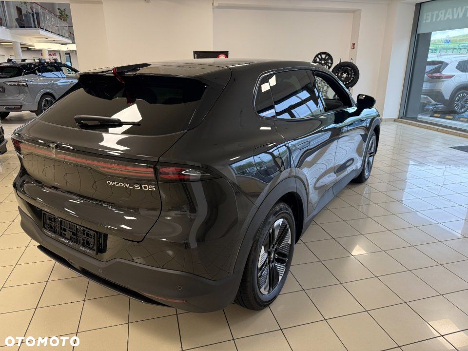 Changan Deepal S05 - 16