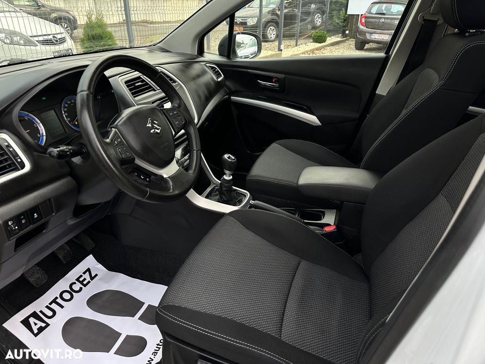 Suzuki SX4 S-Cross - 12