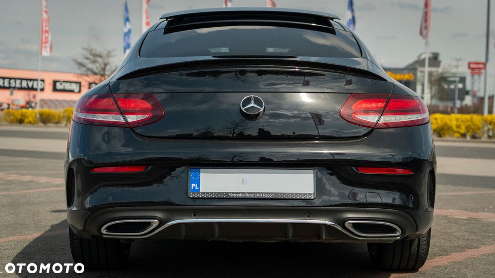 Mercedes-Benz Klasa C 300 d 9G-TRONIC AMG Line - 6
